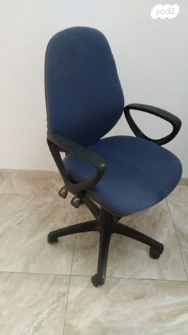 שולחנות לסלון  דלתות וכיורים