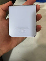 Galaxy Z flip 4