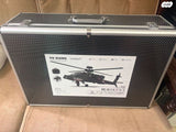 מסוק גדול על שלט APACHE AH-64D