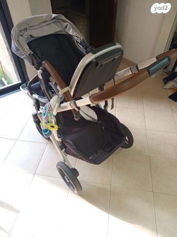 עגלת תאומים