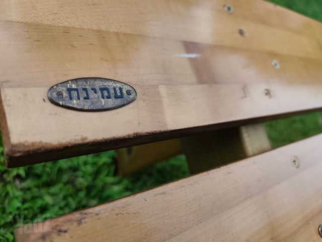 ספסל עץ מלא