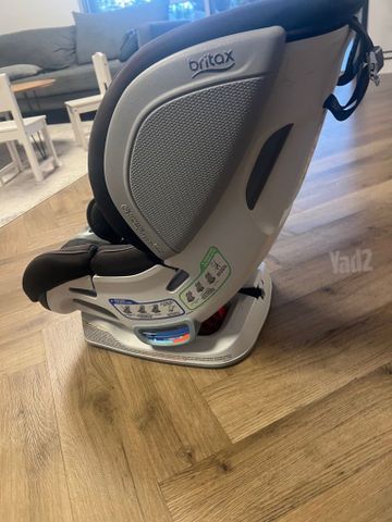 מושבי בטיחותBritax ClickTight
