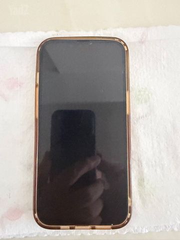 איפון 13 128 גיגה כחדש!