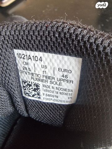 נעלי asics כחדש