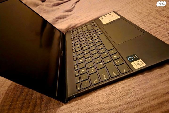 מחשב נייד ASUS