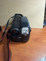 מצלמת וידאו JVC  GR-AX460