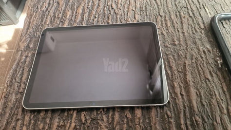 iPad  A 16