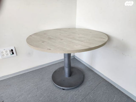 שולחן משרדי