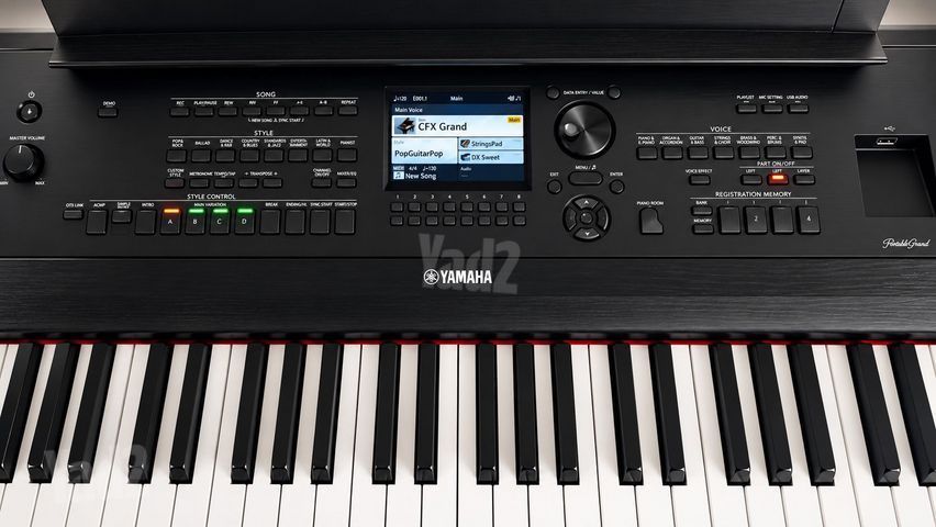 Yamaha DGX-670 כולל סטנד