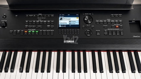 Yamaha DGX-670 כולל סטנד