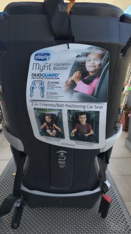 כיסא בטיחות Chicco