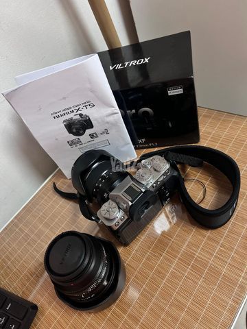 מצלמת FUJIFILM X-T5