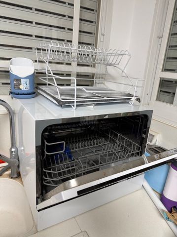 מדיח על השיש Midea