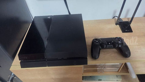 Playstation 4 + שלט
