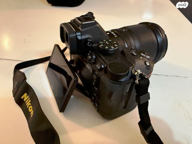 NIKON Z5 מצלמת mirrorless