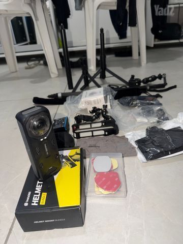 Insta360 x4