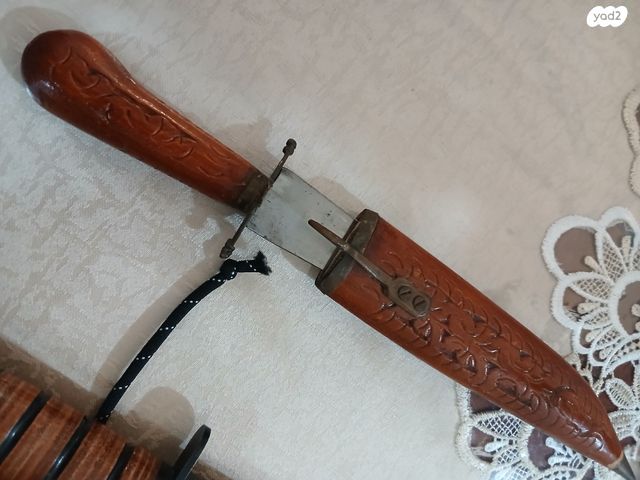 אוסף סכינים לחימה