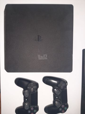 קונסולת SONY 4 SLIM