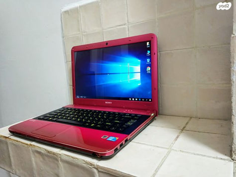 לפטופ Sony vaio i3 240GB