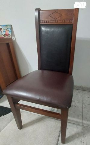 שולחן עץ מלא