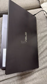 מחשב נייד ASUS VivoBook