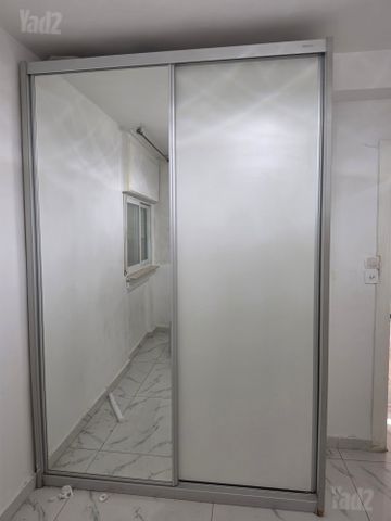 ארונות סנדוויץ