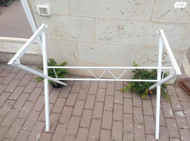 רגליים וזכוכית 110X60 לשולחן