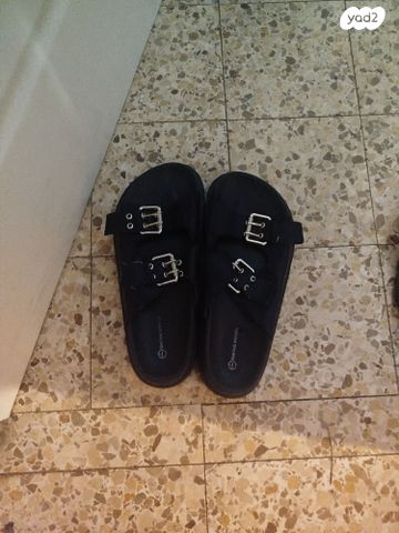 נעלי בית