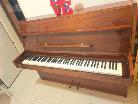 פסנתר RIGA