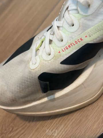 נעלי ריצה adidas adios pro 4
