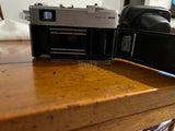 מצלמת פילם Minolta