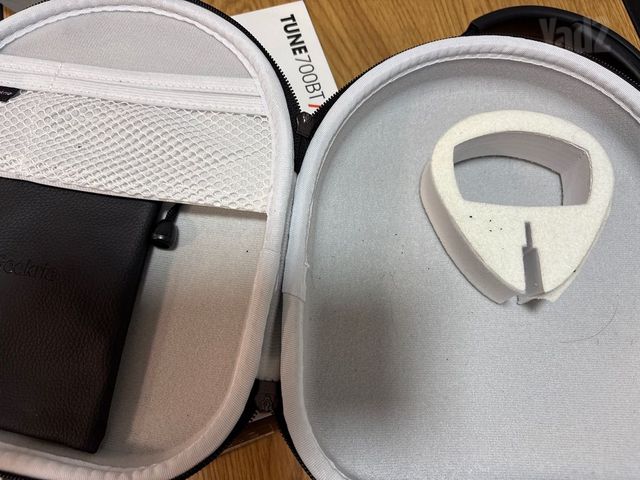 אוזניות JBL 700BT