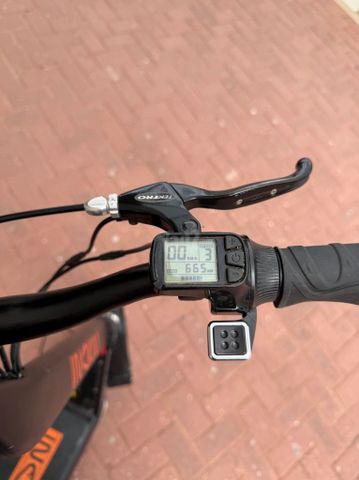 אינוקים אוקס Landsurfer 48v