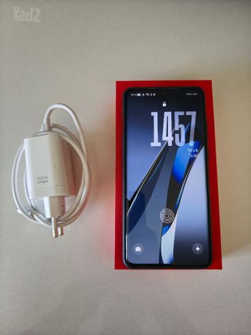 OnePlus 12 במצב חדש