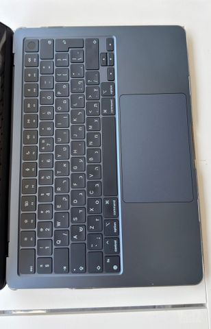 MacBook Air M2 16GB 256GB