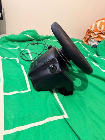 Logitech G29 הגה + דוושות