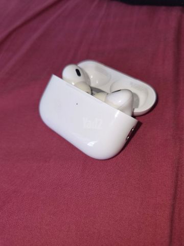 AirPods Pro 2 Lightning