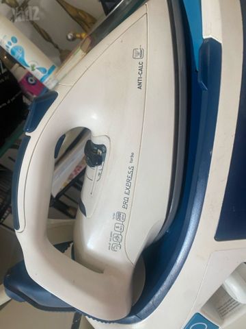 מגהץ
