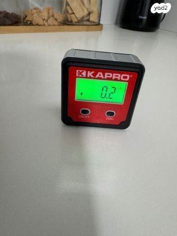 פלס דיגטלי KAPRO 393