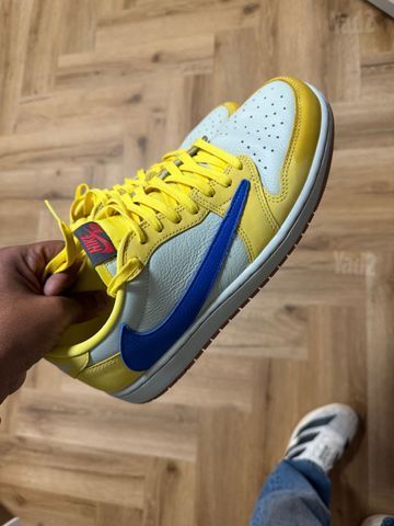 Travis Scott Canary