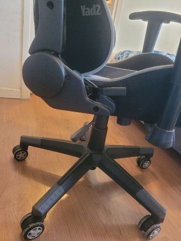 כיסא גיימינג Xtike Me