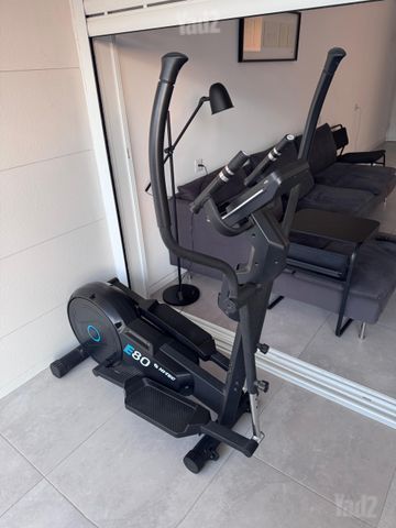 אליפטיקל Hi tec e80