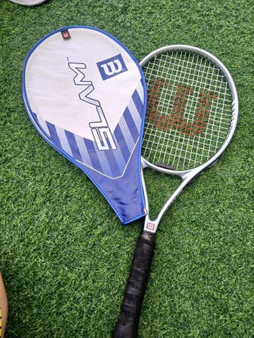 מחבט טניס wilson