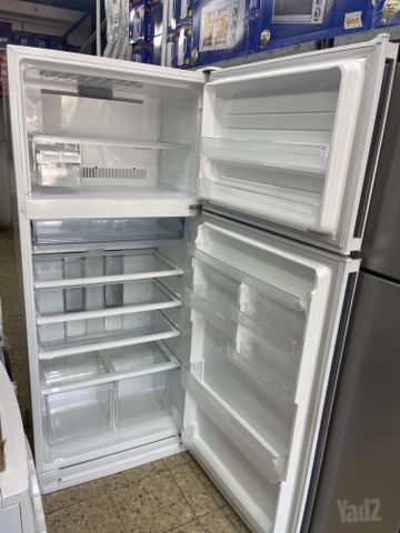 מקרר Sharp לבן כמו חדש!!