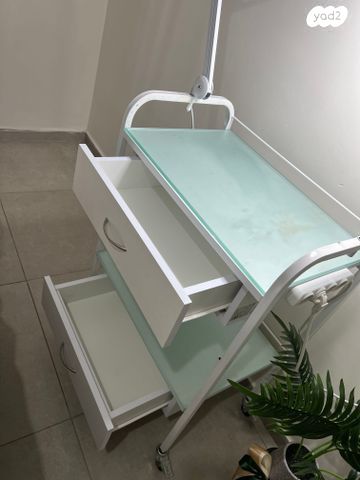 עגלת טיפולים+ לופה