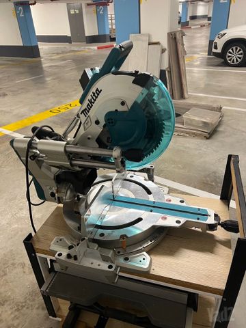 מסור גרונג Makita LS 1219 L