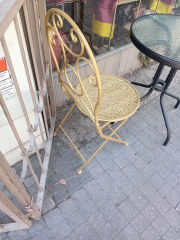 רהוט גן