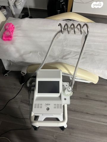Rf FRACTIONAL ADELE,