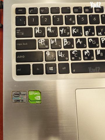 מחשב נייד Asus
