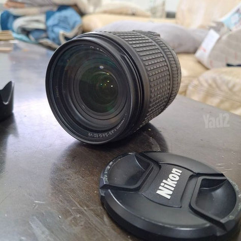 עדשת  NiKOn